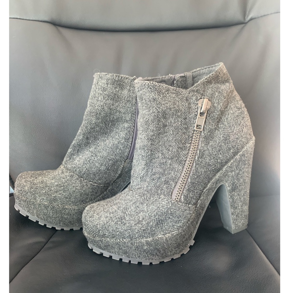 Blowfish Houndstooth booties